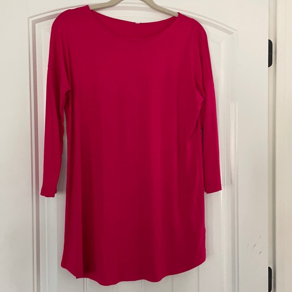 Small California Tunic- Hot Pink NWT